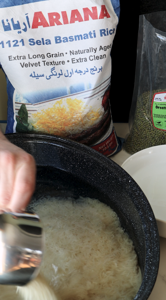 soaking basmati rice and mung beans for mash pulao